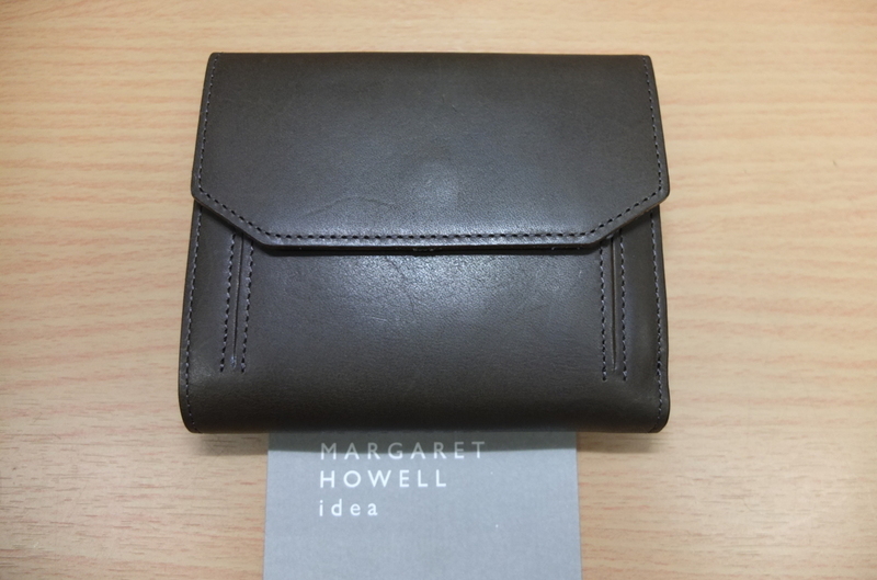 ２つ折財布　ウォレット　コインケース付　牛革　濃グリーン系カーキ２　英国MARGARET　HOWELL　ｉｄｅａ★未使用格安！