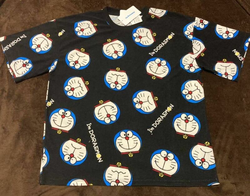 【Mサイズ】新品 ドラえもん 総柄 Tシャツ 藤子F不二雄 藤子不二雄 DORAEMON 男女兼用 正規品 ライセンス品 a