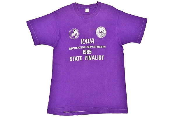 S2919★送料無料★lOWA RECREATION DEPARTMENTS 1985 STATE FINALIST★1980年代 ヴィンテージ FRUT OF THE LOOM USA製Tシャツ L
