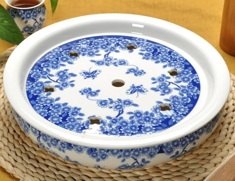茶盤 中国茶道具 美しい白と青 丸型 陶器製 (蝶と花)