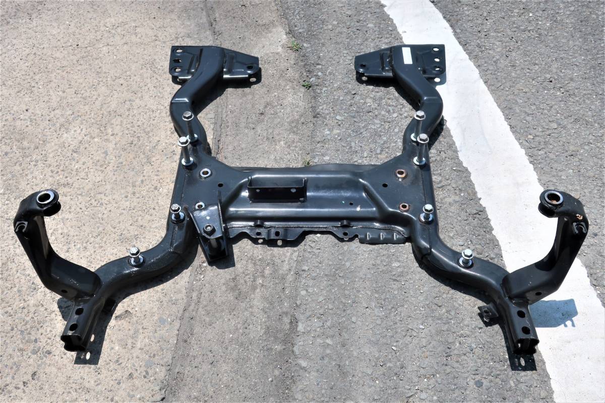 H17 (2005) GH-RA16 R50/R53/RF16/RH16/RE16 BMW MINI ミニクーパー 2WD AT(CVT) W10B16A 純正 フロント エンジンメンバー クロスメンバー