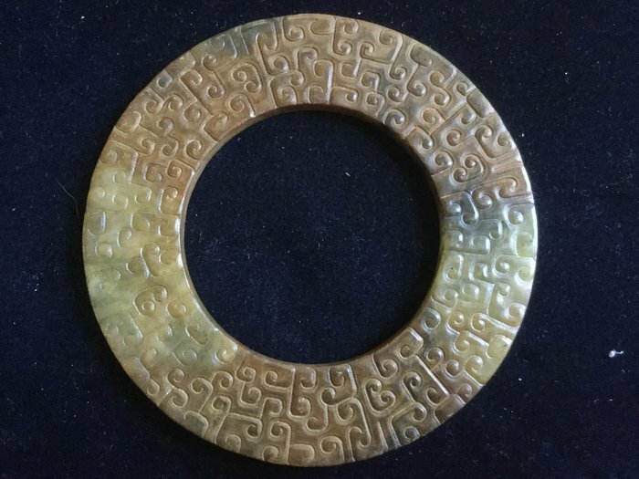 中国文物 古玉 収集家の放出品 砡 戰國雲紋玉環
