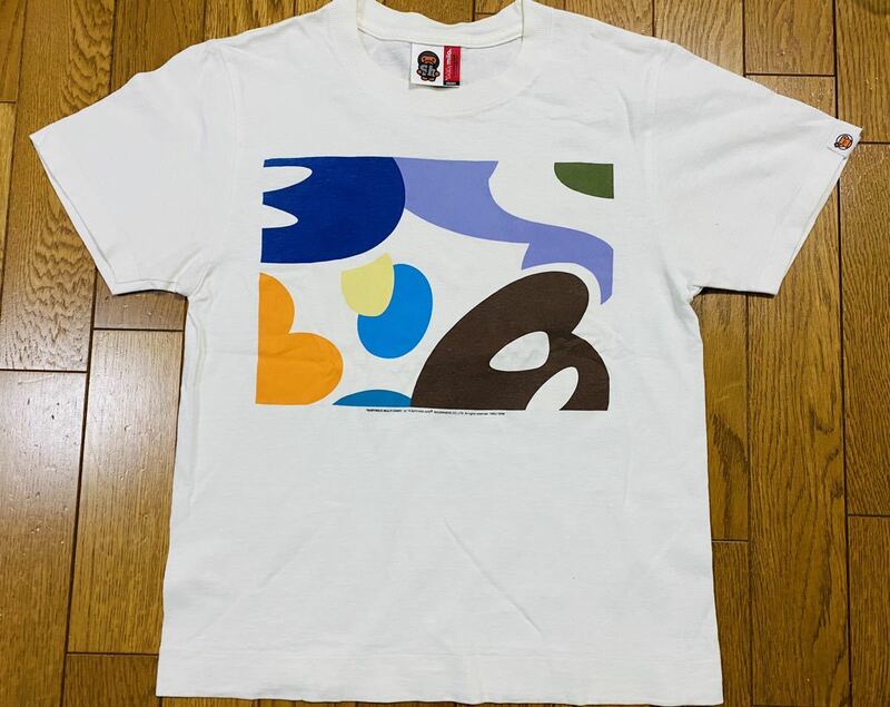 A BATHING APE■APEE■レディースSHORT(KIDSにオススメ)■半袖Ｔシャツ■ホワイト