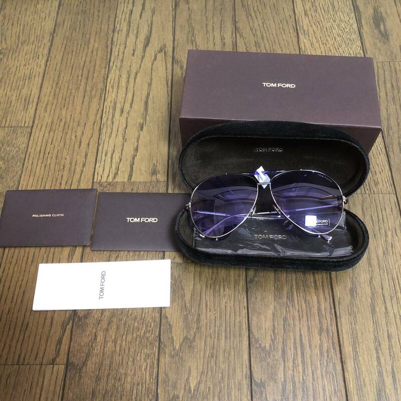 トムフォード　サングラス　紫 TOM FORD jack-02 TF900