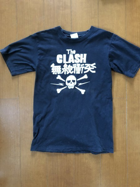 ＵＳＡ製★９０’ｓ ＴＨＥ ＣＬＡＳＨ ザ・クラッシュ 無線衝突 ジョー ストラマー Ｔシャツ ＰＵＮＫ パンク ＲＯＣＫ ロックＴ