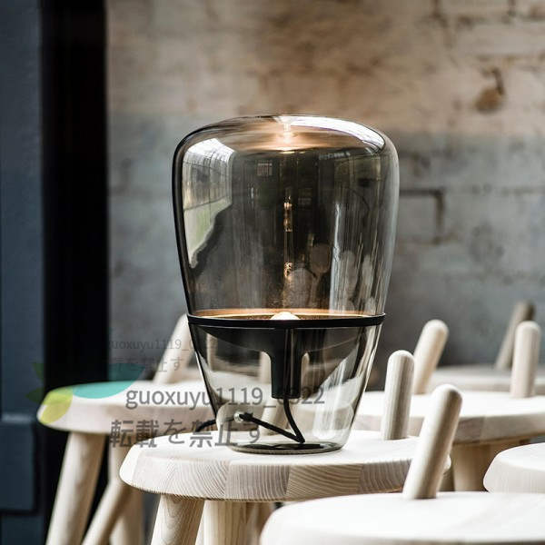 「室内芸術」高級感満載 北欧風 デザインインテリア　ナイトスタンド　　ブラック&ブラック　間接照明　テーブルライト　ランプ