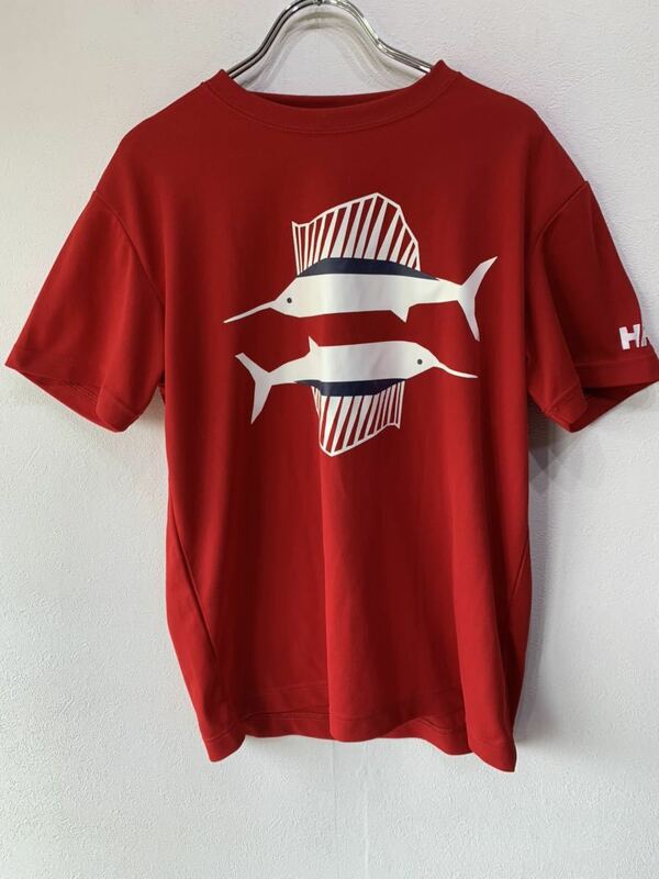 【人気】HELLY HANSEN/ヘリーハンセン　Tシャツ　赤／レッド 　メンズMサイズ　ビッグロゴ　カジキ　ポリエステル　K1898