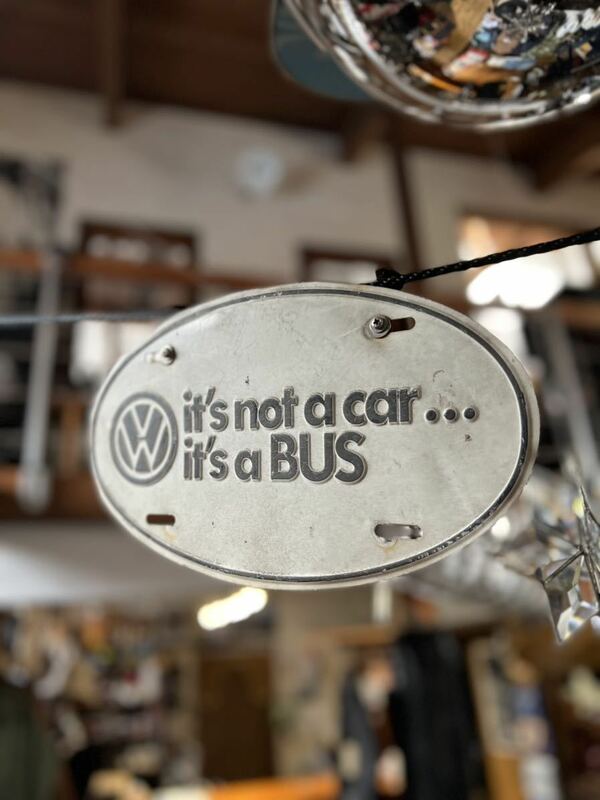 Vintage VW bus sign plate ワーゲンバス　プレート　ビンテージ　レア　当時モノ　タイプ2 type2 it’s not a car it’s a bus サイン