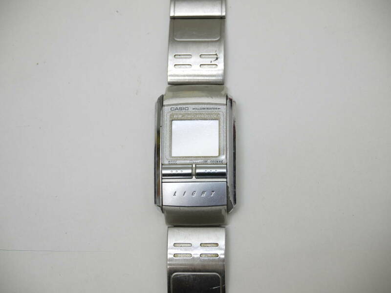 CASIO ILLUMINATOR LA-200 カシオ イルミネーター クォーツ 腕時計 未確認 送料185円～
