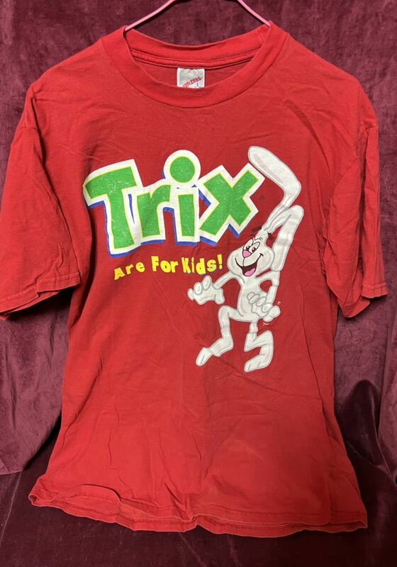 'US古着『Trix』トリックス（アメリカの子供向けシリアル） Tシャツ L 送料込み
