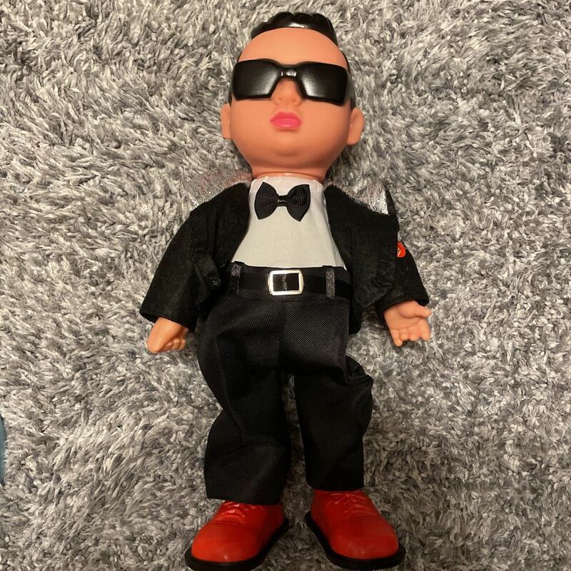 【激レア美品】国内非売品！踊り歌う人形 Gangnam Style Psy 江南スタイル サイ