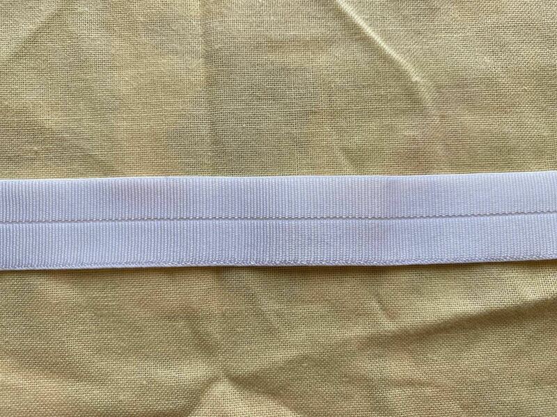 ストレッチバイアステープブレード・コード・平紐(白色・ホワイト)2m／未使用・新品(傷あり)