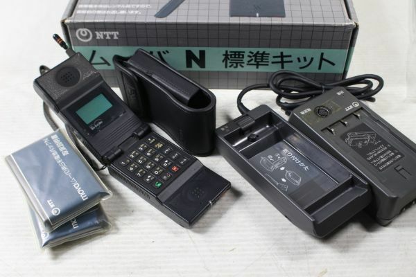 NTT DoCoMo MOVA/ドコモ　初代ムーバ　TZ-804　箱、付属品多数
