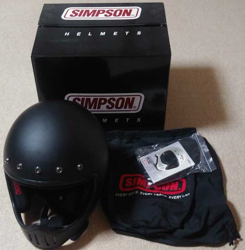 SIMPSON シンプソン マットブラック M50　ヘルメット　バイク SHOEI BELL arai