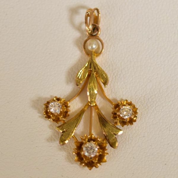 アンティーク K14 14金 刻印 天然ダイヤモンド3石と天然真珠のお花のペンダントトップ/チャーム 本物保証