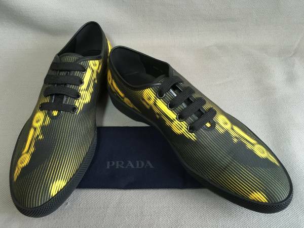 新品 プラダ コレクション キャンバス スニーカー 10 PRADA シューズ ロゴ プリント 靴 黒 グラフィック