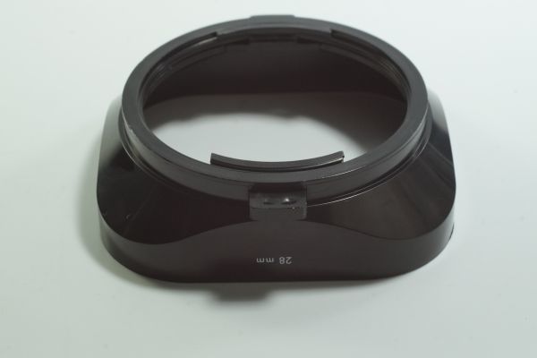278『 とてもキレイ』tamron 28mm F2.8（CW-28）用 タムロン　角型レンズフード