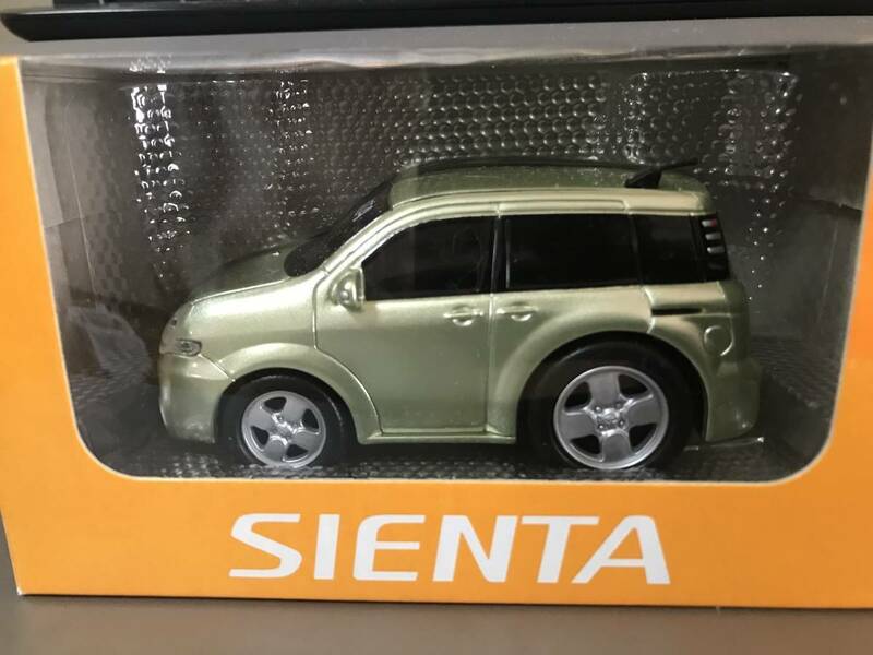 ドライブタウン・プルバックカー・トヨタ　シエンタ　SIENTA　