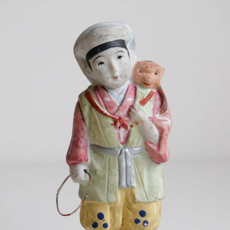 猿回しの陶器人形 置物 オブジェ 飾り アンティーク 骨董 古道具 郷土玩具 民芸品 