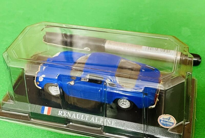 ルノー　アルピーヌ　A110 ミニカー　1/43 青色　 RENAULT ALPINE フランス　でいビンテージ　レア
