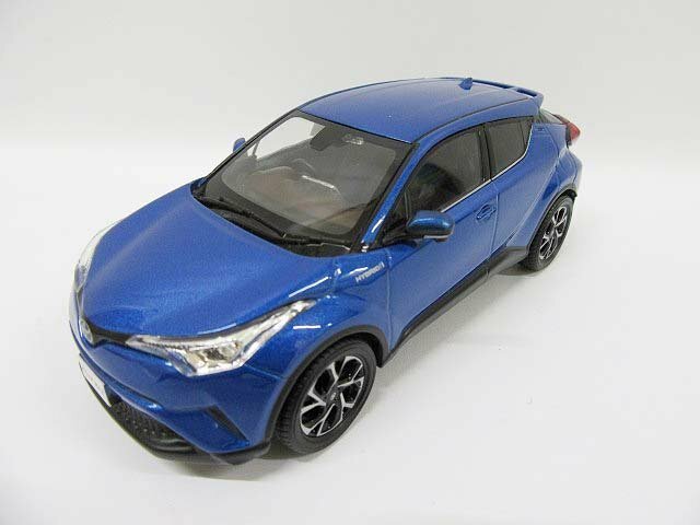 ☆非売品☆トヨタ C-HR 1/30色見本ミニカー 店頭展示用 ⑧8T7 ブルーメタリック 箱無し 現状品 中古品