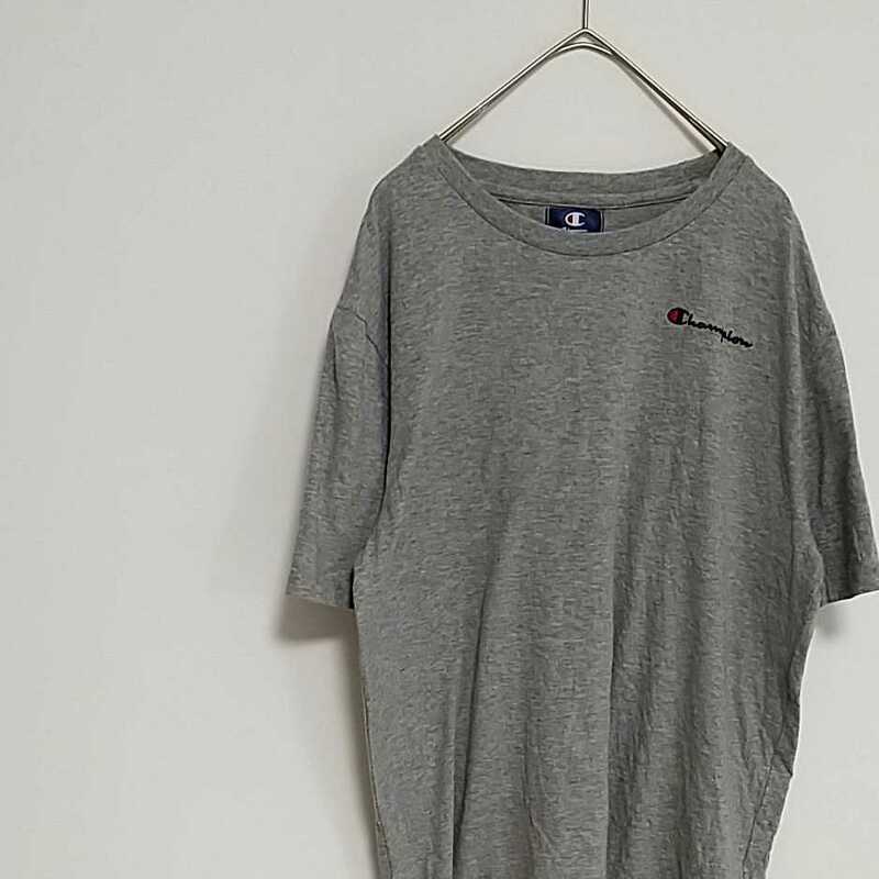 チャンピオン　champion　tシャツ　ルームウェア　ワンポイント　半袖　灰色　グレー