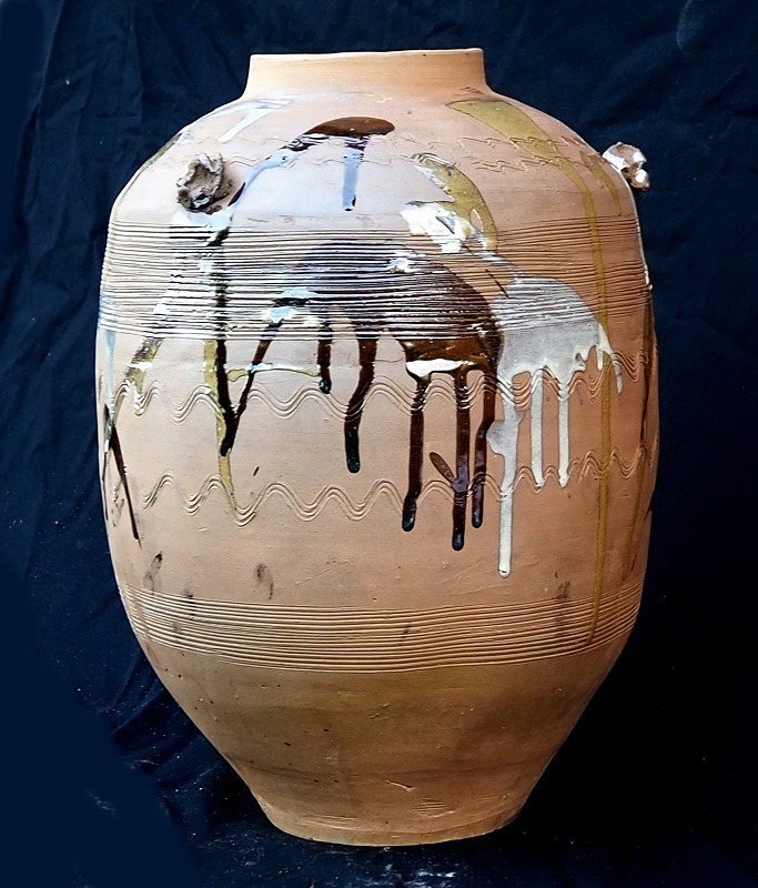 壺　ツボ　焼き物　陶器　中古　珍品　高さ39cm　