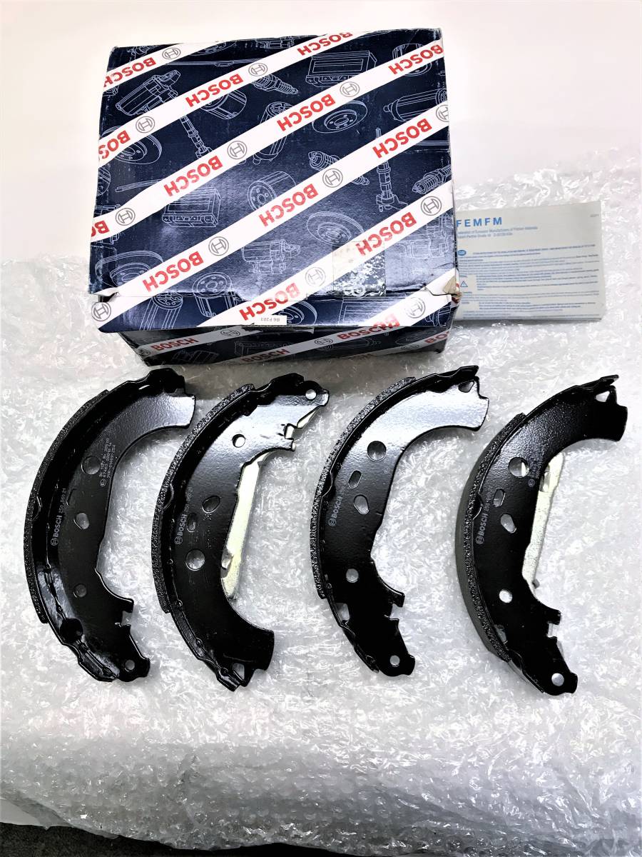 ☆FIAT　フィアット用　ドラムブレーキシュー Bosch BS949　【新品未使用品】委託品