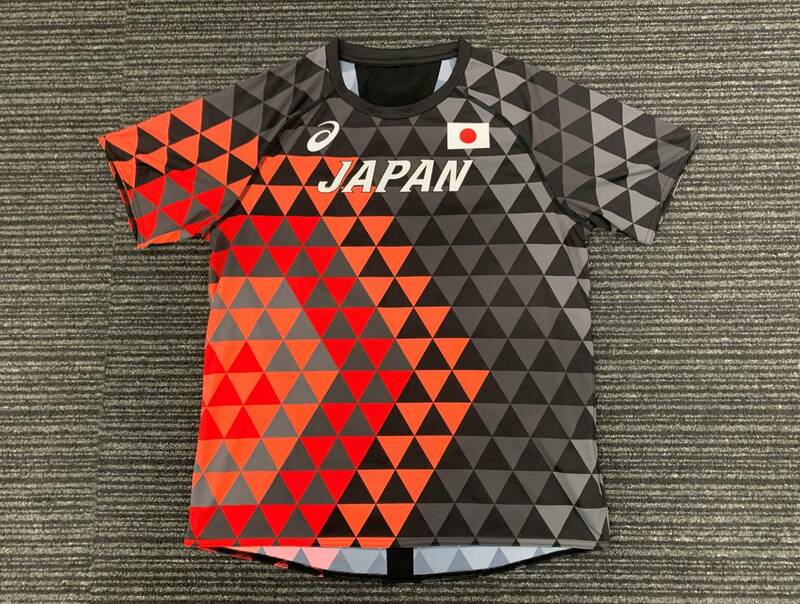2017世界陸上ロンドン 陸上競技 日本代表 JAAFオフィシャル×asicsアシックス オーセンティックTシャツ ブラック×サンライズレッド格子XL