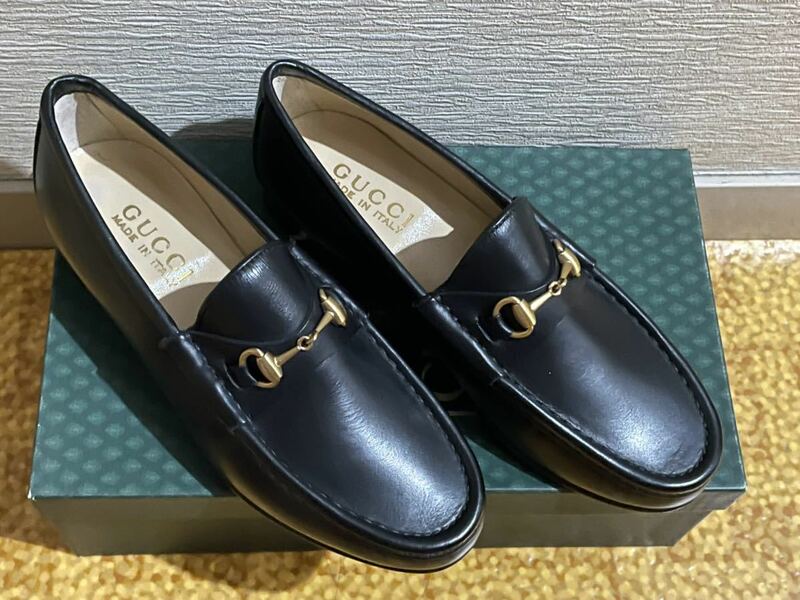 未使用　グッチ GUCCI シューズ ブラック　35