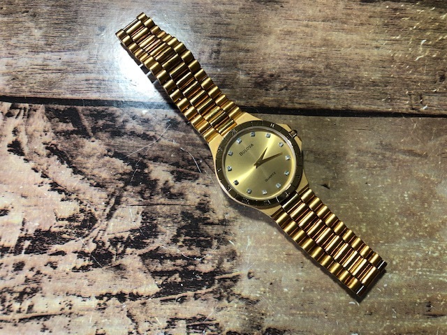 美品程度 レア ヴィンテージ BULOVA ブローバ 12P ゴールド 純正ブレス アンティーク クオーツ メンズ 腕時計