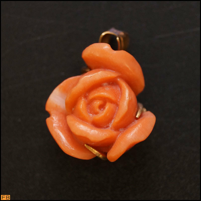 1119-珊瑚◆ペンダントトップ K18 4.2g バラ 薔薇 細工 和装小物 コーラルピンク サンゴ