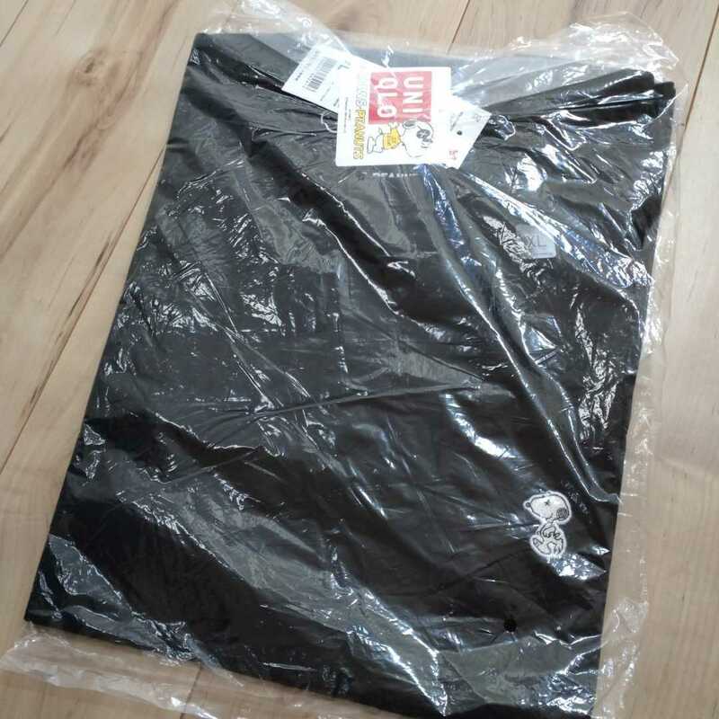 新品未使用 XL UT UNIQLO KAWS グラフィック Tシャツ ユニクロ カウズ T-SHIRT ブラック　BLACK　限定　