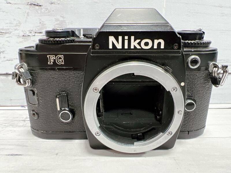 ニコン Nikon FG NIKON LENS SERIES E Zoom 70-210mm 1:4 一眼レフ フィルムカメラ マニュアルフォーカス ブラックボディ 【4262