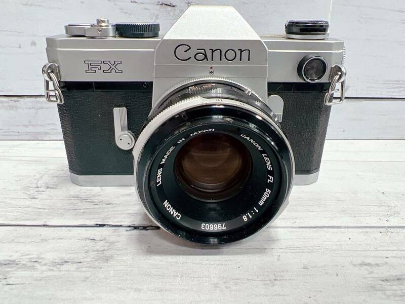 キャノン Canon FX LENS FL 50mm 1:1.8 一眼レフ フィルムカメラ マニュアルフォーカス シルバーボディ 【4276】