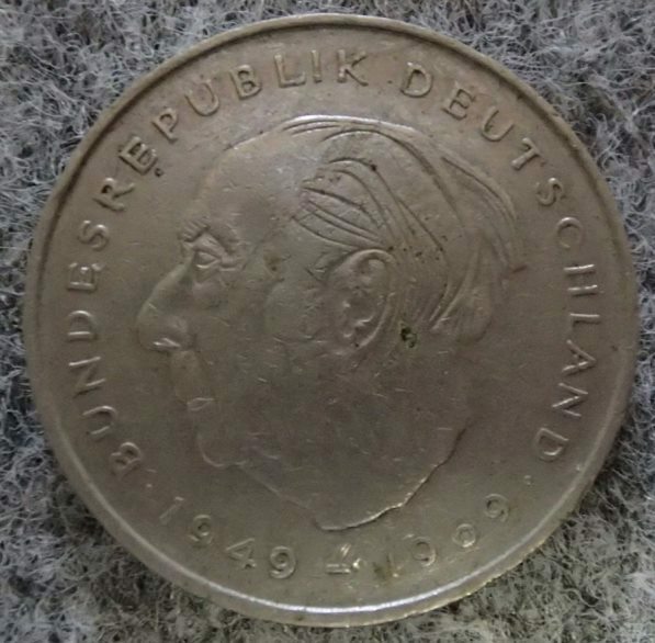 ●ドイツ硬貨●2マルク●コンラート・アデナウアー肖像/憲法20周年イーグル●並品●　