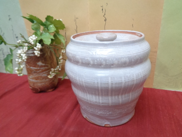 茶道具　三島水指　蓋付壺　押花柄　縦横縞模様　陶器　中古美品　