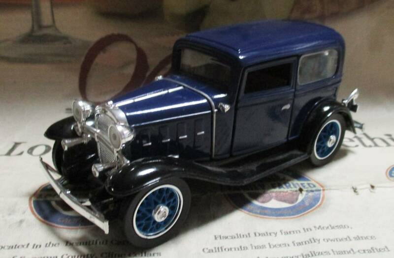 ★絶版*NMMM*1/32*1932 Chevrolet Standard Coach ブルー≠フランクリンミント