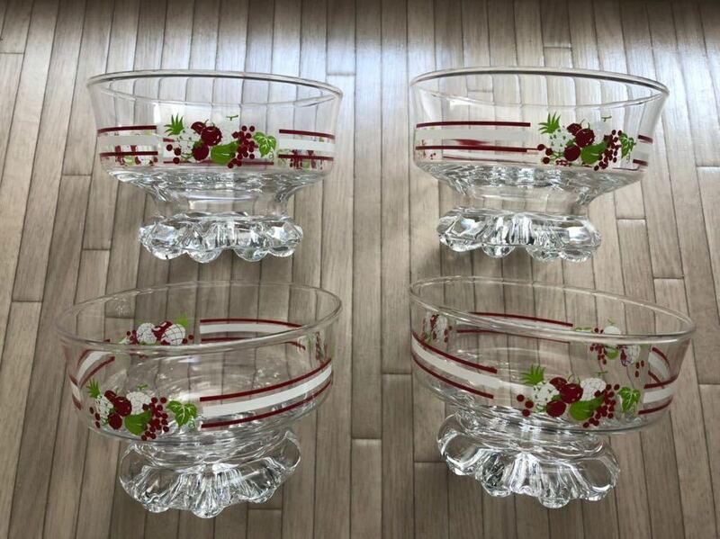昭和レトロ デザートグラス 4客セット ヴィンテージ 花柄 氷コップ 脚付 カップ パフェ皿