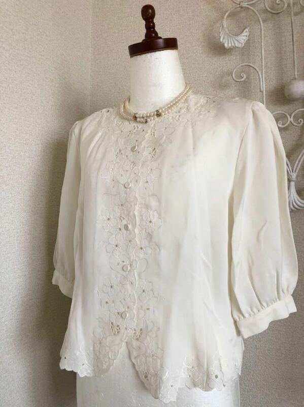 送料無料 昭和レトロ 東京ブラウス フェミニン ブラウス Tokyo blouse feminine ビンテージ ヴィンテージ 白 ホワイト オーバーブラウス