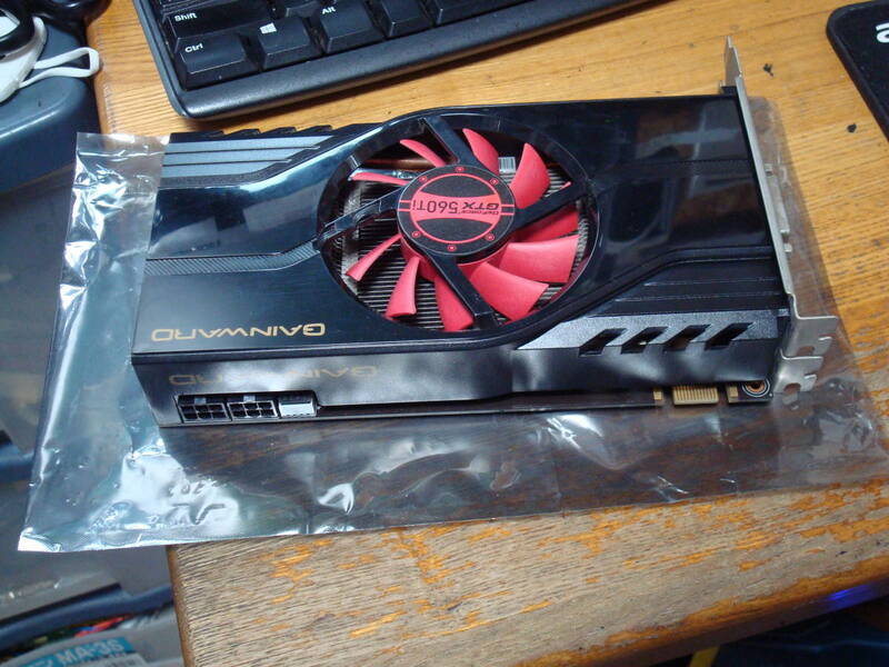 GeForce GTX560Ti 1024M GDDR5 256B DUAL DVI HDMI CTR 送料無料