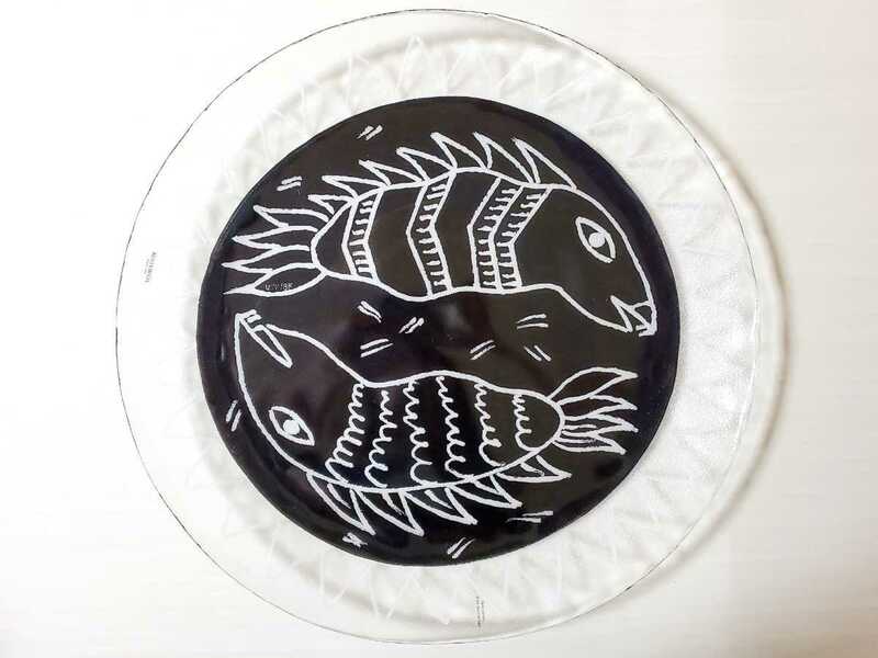 KOSTA BODA KABOKA クリスタルガラス ペイント 大皿 直径約39cm Black 魚 FISH スウェーデンブランド