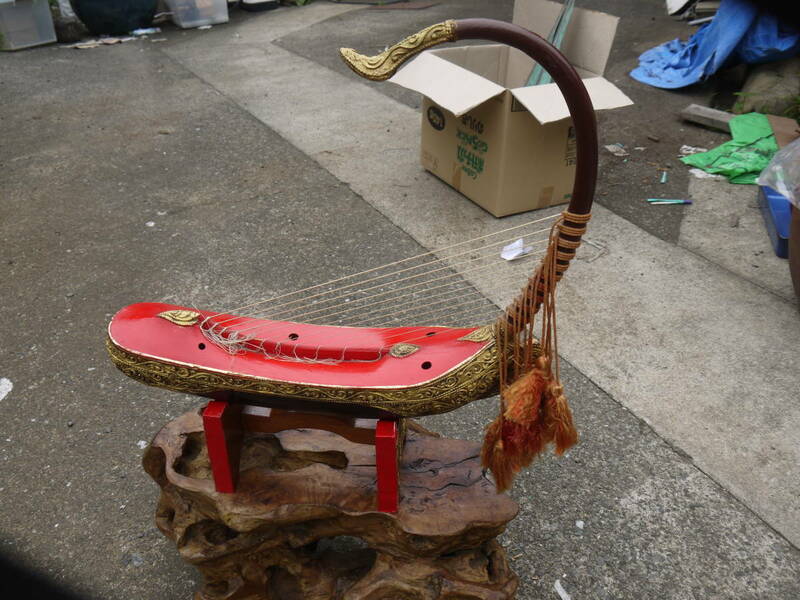 【HD20829】民族楽器 ミャンマー 伝統楽器 サウン・ガウ（ビルマの竪琴）サウンガウ 弦楽器 ハープ