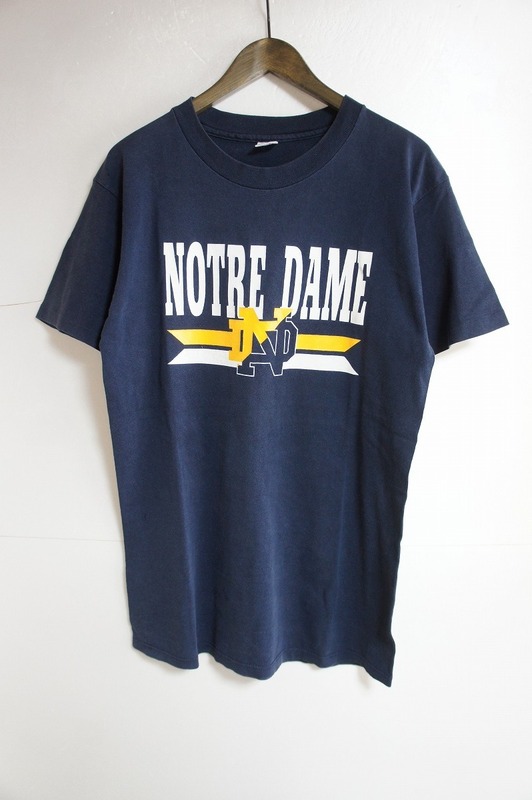 希少80s USA製 Championチャンピオン ノートルダム大学 University of Notre Dame Tシャツ トリコタグ 袖シングルステッチ 紺116M