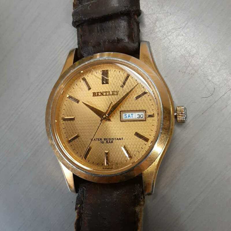 アクセサリー】メンズ　紳士　腕時計 BENTLEY/ベントレー アナログ/3針+カレンダー レザーベルト 腕時計 BK-4080　現状