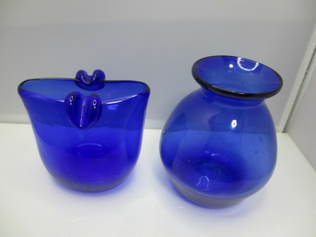 手づくりガラス　花器　２種類　色付きガラス　２ヶ（ブルー）