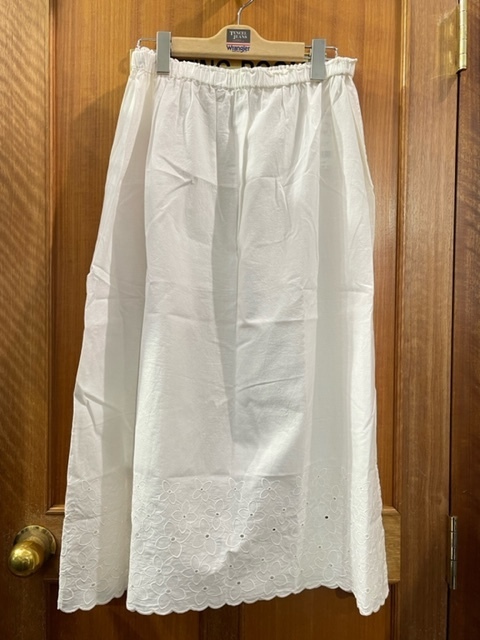 LL 白 ロングスカート XLサイズ 綿100％ 綿 フレアー スカート ロング レース 新品未使用品 送料無料 レディースファッション ギャザー