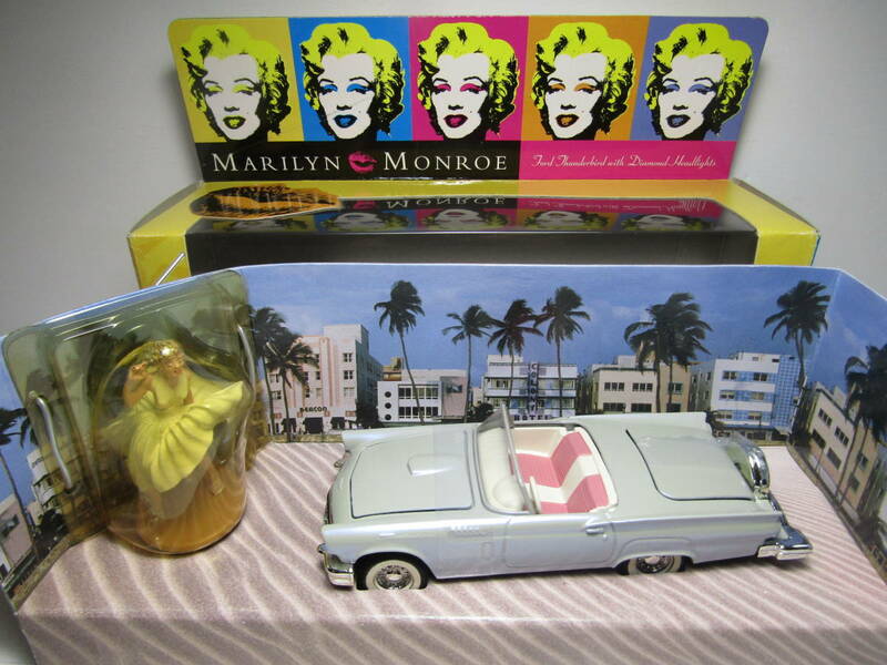 フォード サンダーバード ＆ マリリンモンロー Ford Thunderbird Marilyn Monroe 50s CORGI製 未展示品 アンディ ウォーホル Andy Warhol