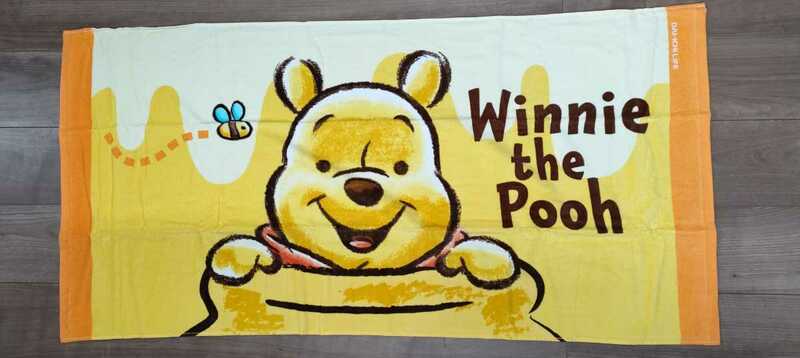 新品　非売品　ディズニー　DISNEY バスタオル　くまのプーさん　Winnie the Pooh 黄色　大きめ　プール　日常使い　第一生命　