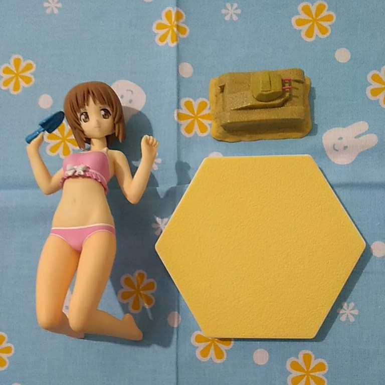 ガールズ＆パンツァー ガルパン BEACH QUEENS 西住みほ 水着 フィギュア 中古美品 ＷＡＶＥ